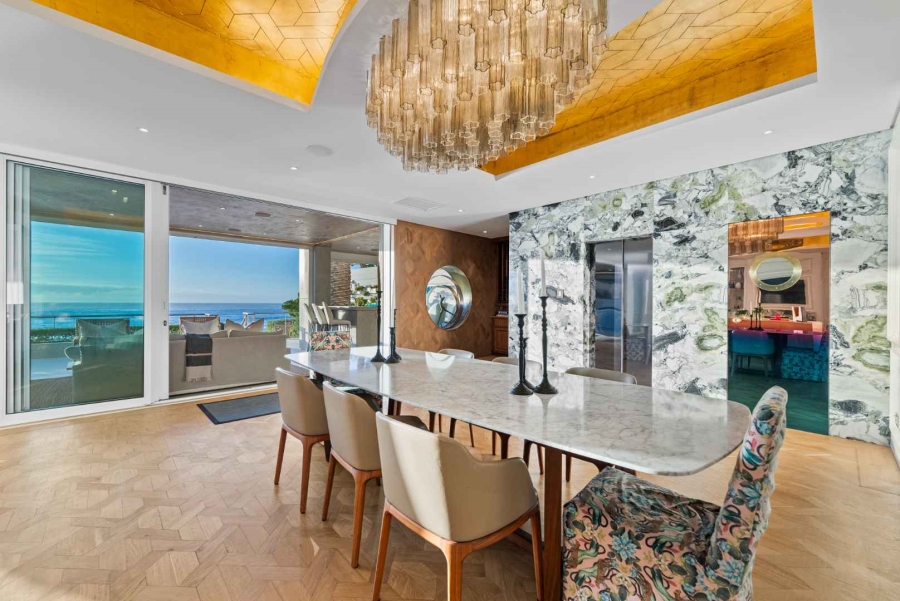 5 Bedroom Property for Sale in Clifton Western Cape